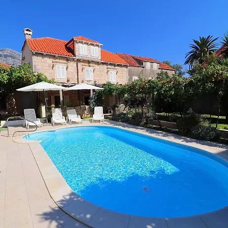 Captain S - Four Bedroom Holiday With Terrace And Swimming Pool أوروبيتش